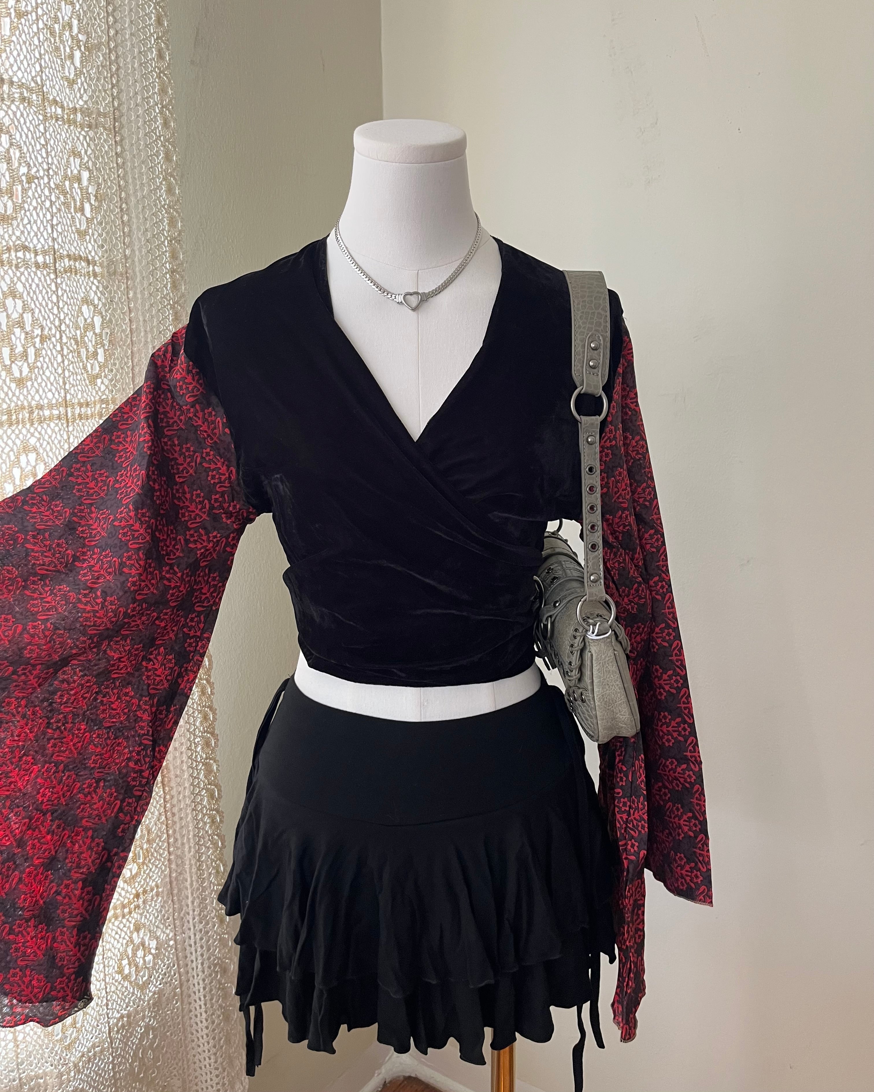 Velvet Vine Wrap Top - Black